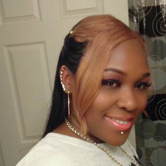 Meet your Posher, Lashawn - Picture 1 of 1